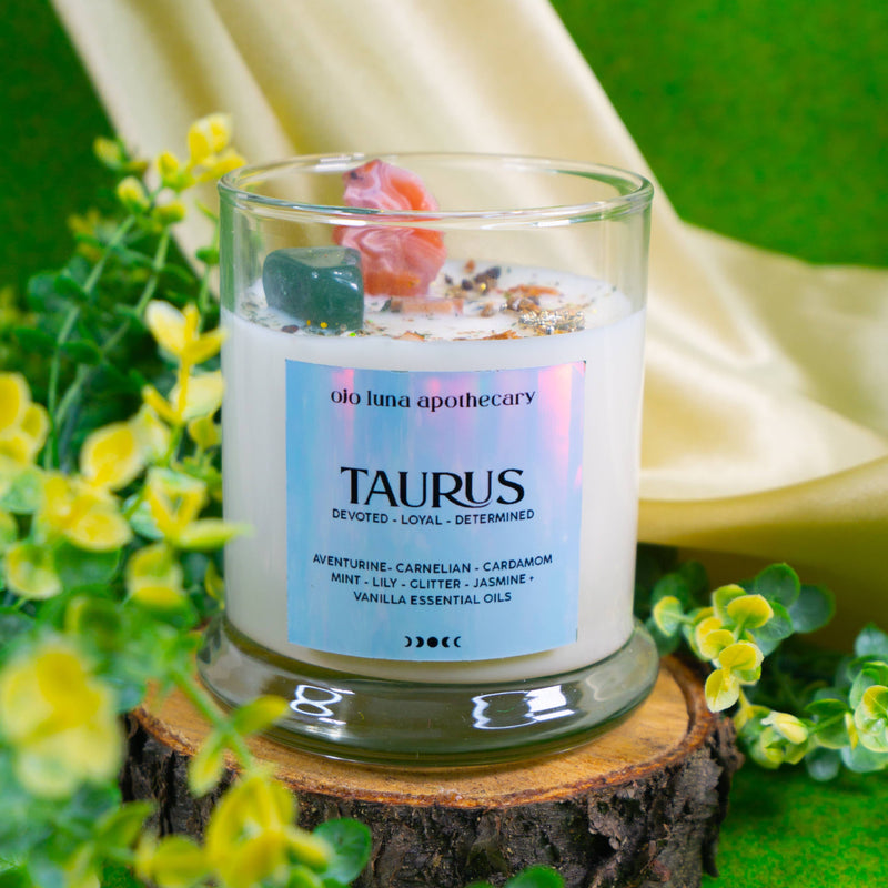 Taurus Zodiac Candle: Wooden Wick